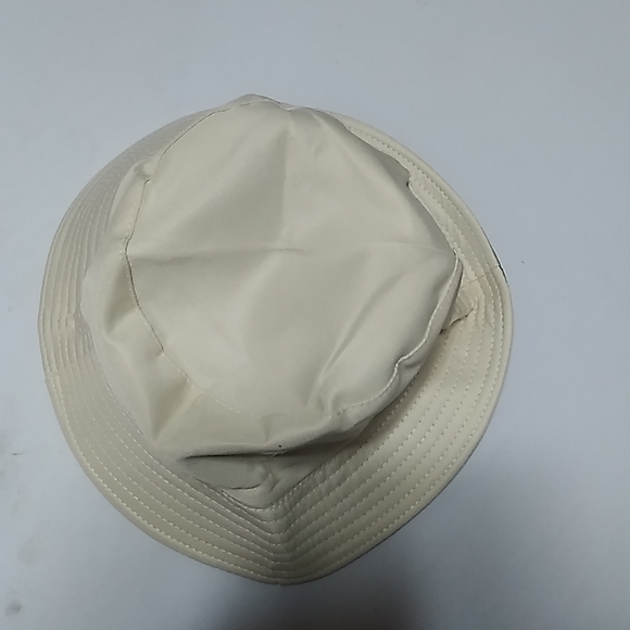 Daisy Bucket Hat - Picture 2 of 2